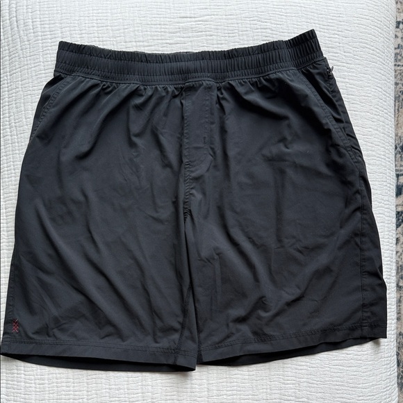 RHONE Other - Rhone mako 9” black athletic shorts size L, NWOT